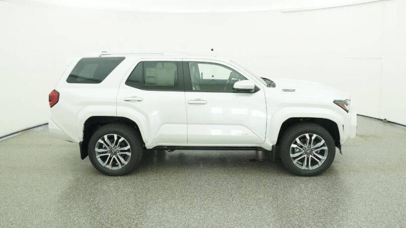 2025 Toyota 4Runner Limited HV