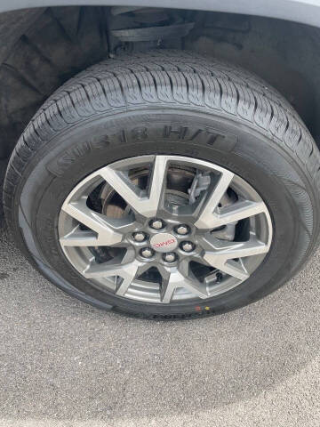 2022 GMC Acadia SLE