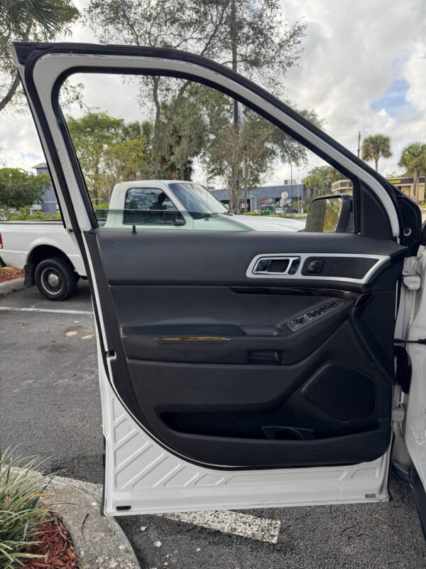 2011 Ford Explorer Limited