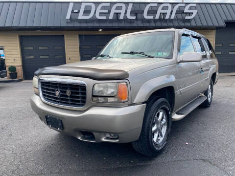 2000 Cadillac Escalade for sale at I-Deal Cars in Harrisburg PA