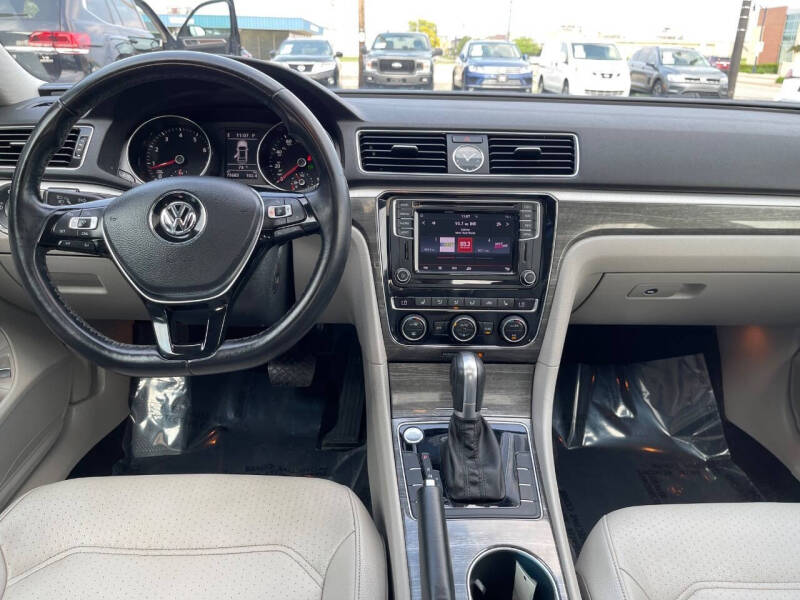 2016 Volkswagen Passat 1.8T SE