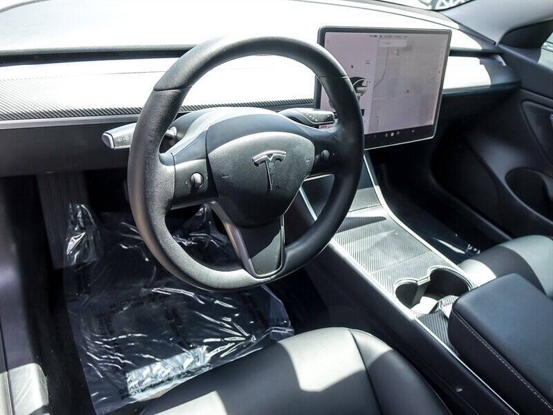 2019 Tesla Model 3 Standard Range Plus