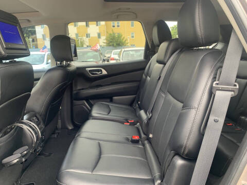 2014 Nissan Pathfinder Platinum