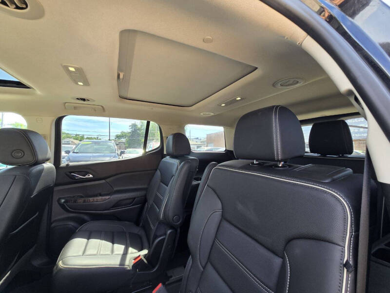 2021 GMC Acadia Denali