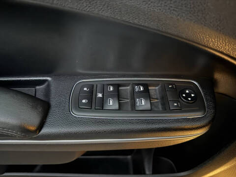 2018 Chrysler 300 Touring L