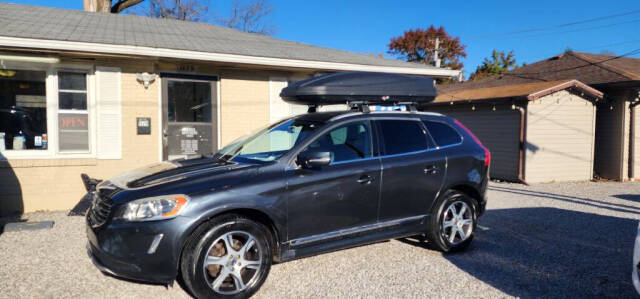 2014 Volvo XC60 for sale at ESELL AUTO SALES in Cahokia, IL