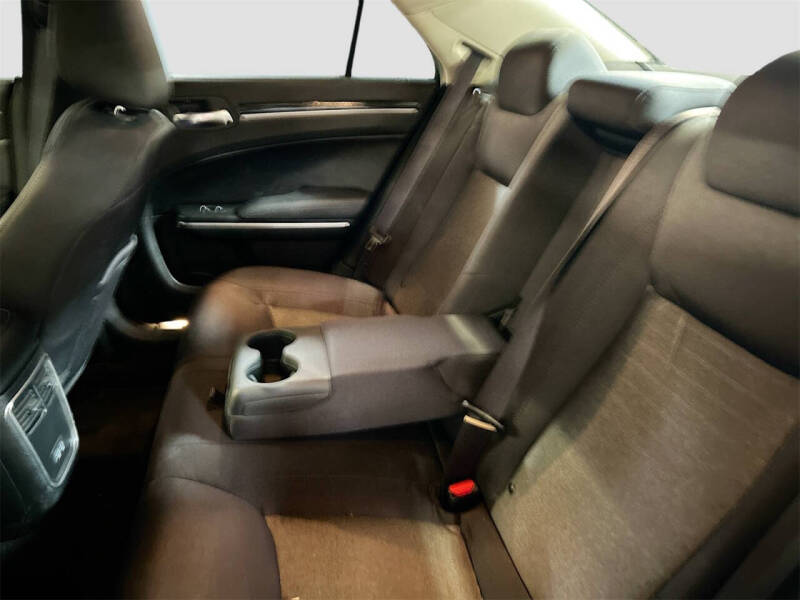 2023 Chrysler 300 Touring