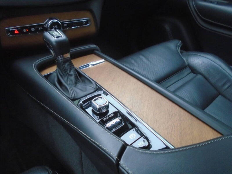 2018 Volvo XC90 T6 Inscription