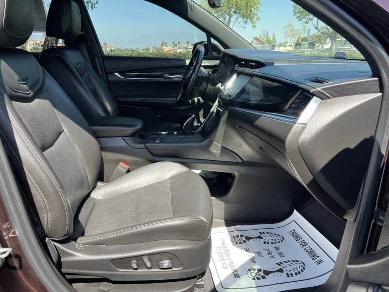 2020 Cadillac XT6 Premium Luxury