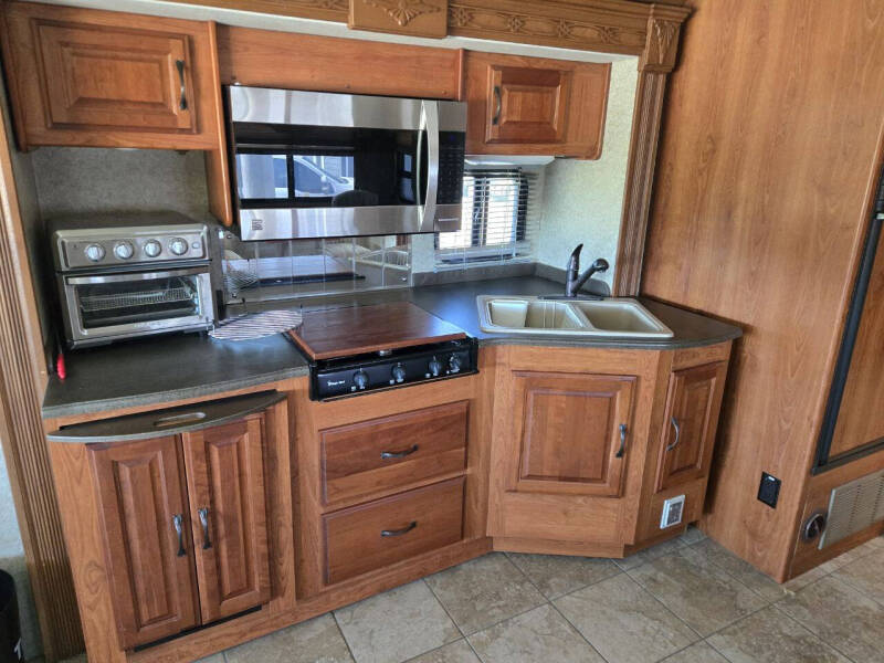 2007 Coachmen RV Pathfinder 384TS
