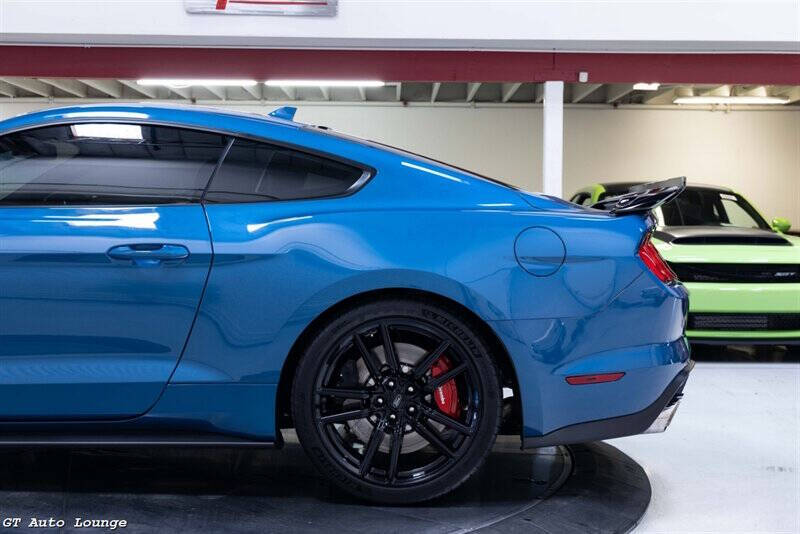 2020 Ford Mustang 10