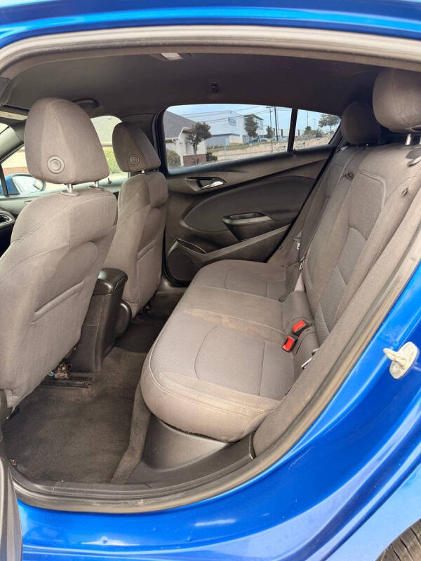 2017 Chevrolet Cruze LT Manual