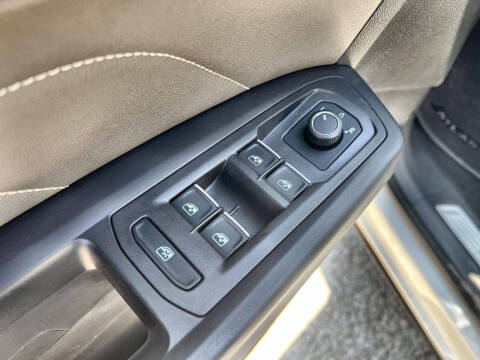 2023 Volkswagen Atlas SE