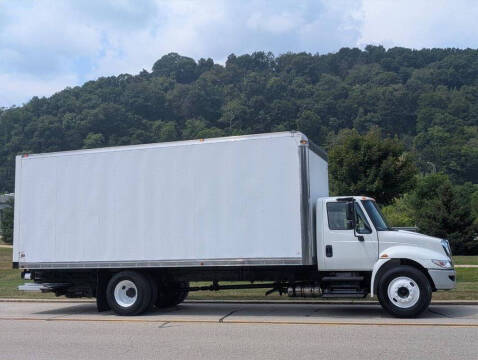 2018 International DuraStar 4300