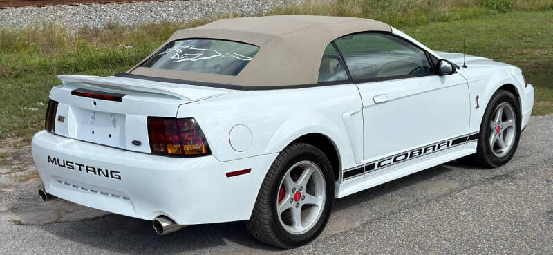 1999 Ford Mustang COBRA SVT photo 4