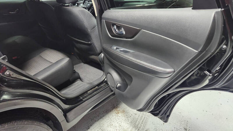 2019 Nissan Rogue SV