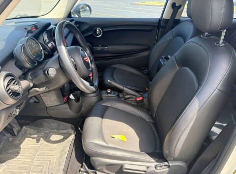 2017 MINI Hardtop 2 Door Cooper