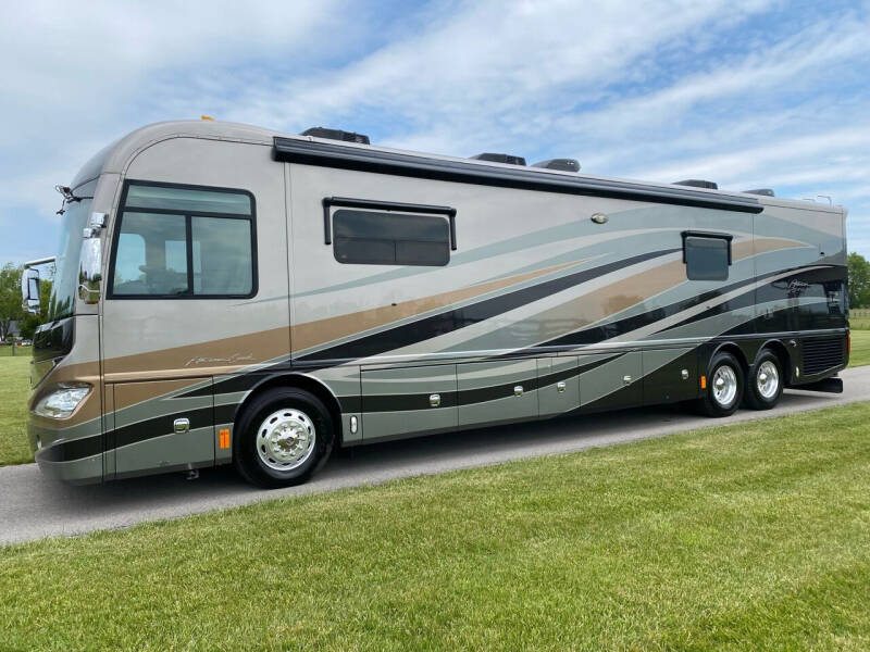2014 American Coach Revolution for sale at Sewell Motor Coach in Harrodsburg KY