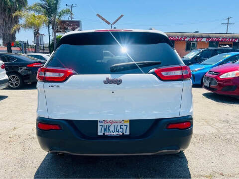 2016 Jeep Cherokee Latitude 75th Anniversary