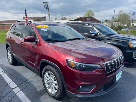 2019 Jeep Cherokee for sale at Shaddai Auto Sales in Whitehall OH