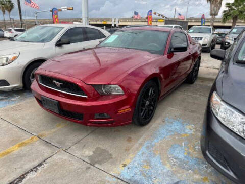 2014 Ford Mustang V6