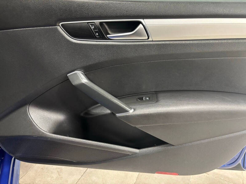 2017 Volkswagen Passat 1.8T S