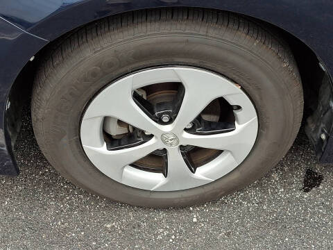 2013 Toyota Prius Two