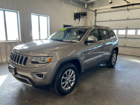 2016 Jeep Grand Cherokee for sale at Sand's Auto Sales in Cambridge MN