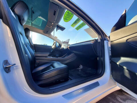 2019 Tesla Model 3 Standard Range Plus