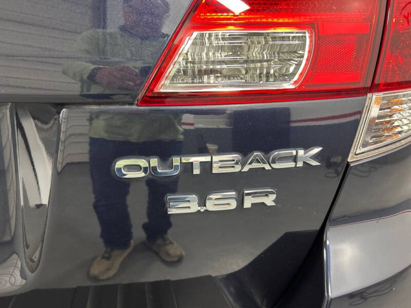 2012 Subaru Outback 3.6R Limited