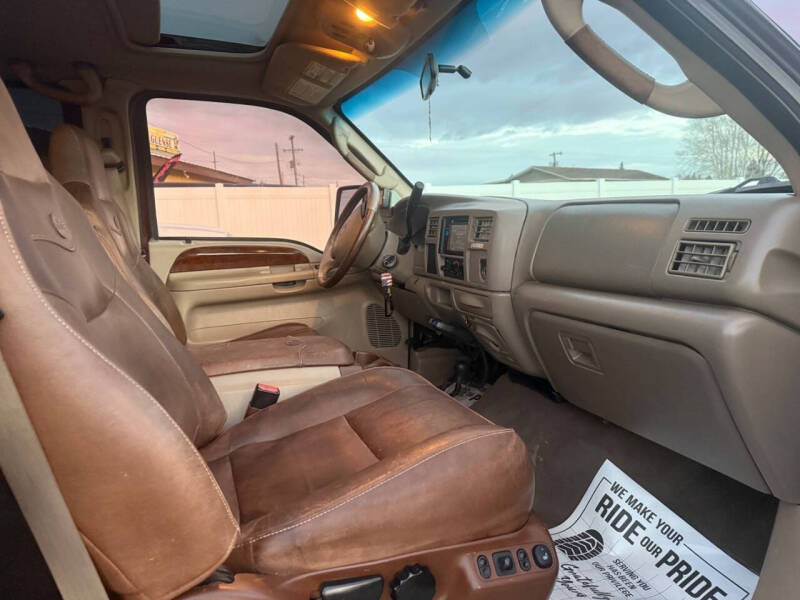 2004 Ford F-350 Super Duty Lariat