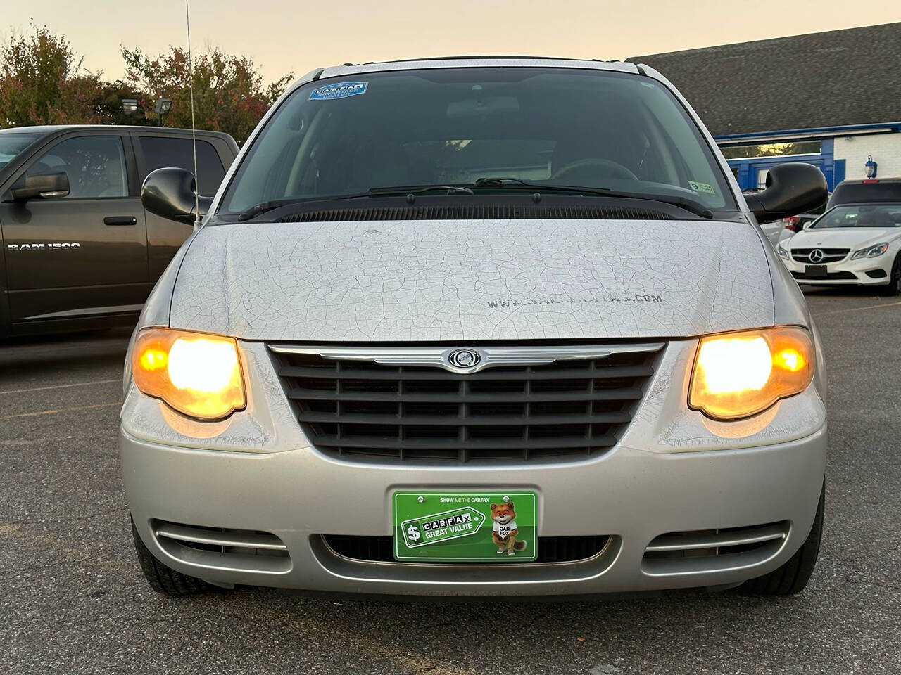 2007 Chrysler Town and Country for sale at CarMood in Virginia Beach, VA