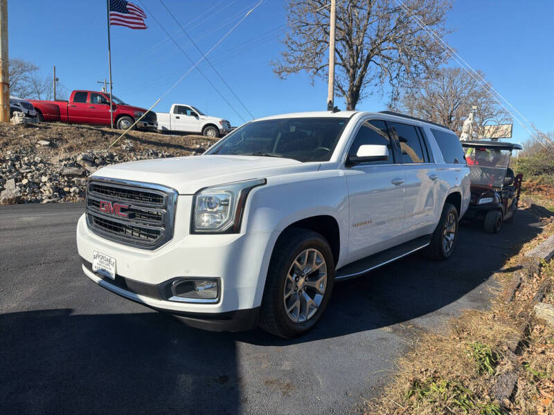 2015 GMC Yukon XL SLE's photo