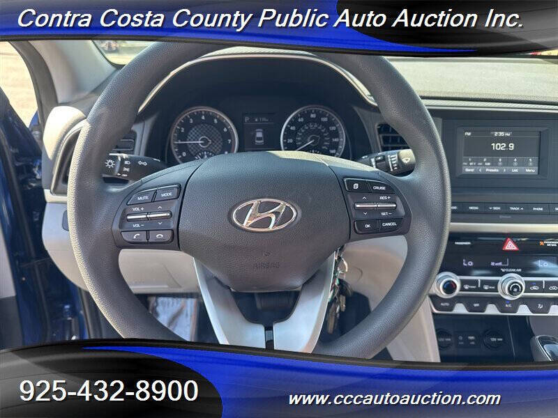 2020 Hyundai Elantra SE