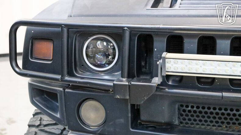 2003 HUMMER H2