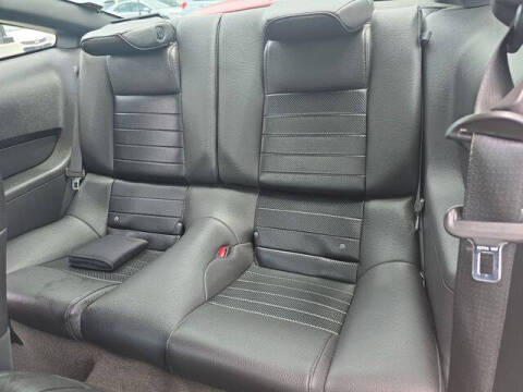 2011 Ford Mustang GT Premium