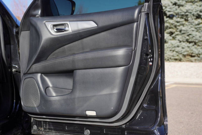 2019 Nissan Pathfinder Platinum