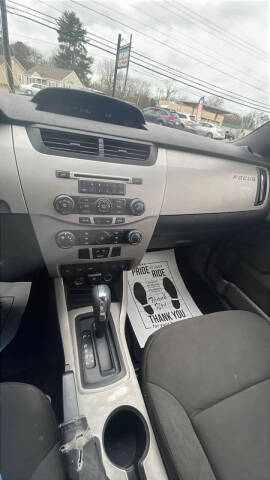 2009 Ford Focus SES