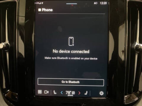 2025 Volvo XC60 B5 Plus Dark Theme