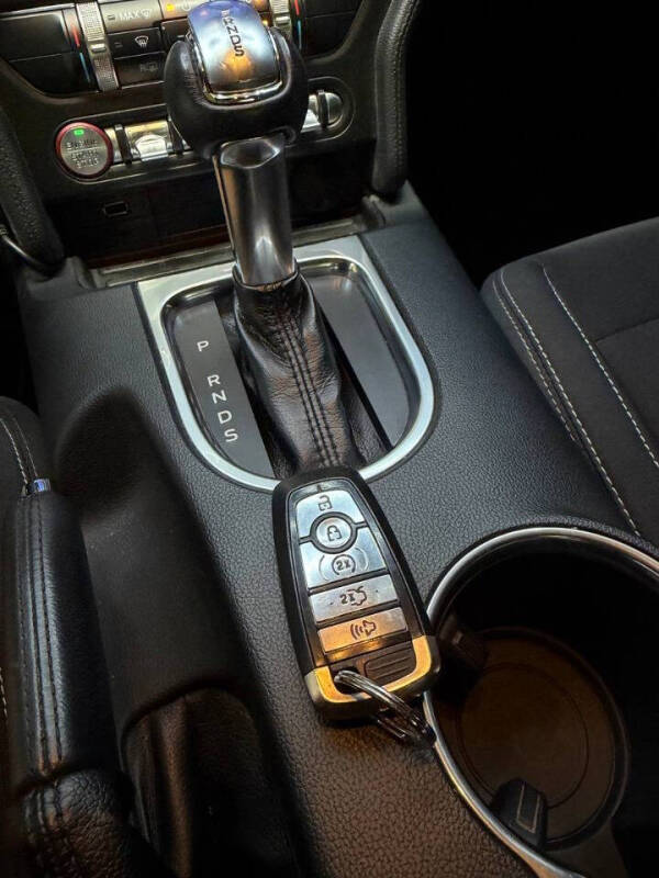 2019 Ford Mustang EcoBoost