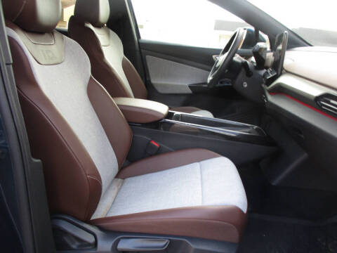 2023 Volkswagen ID.4 Pro