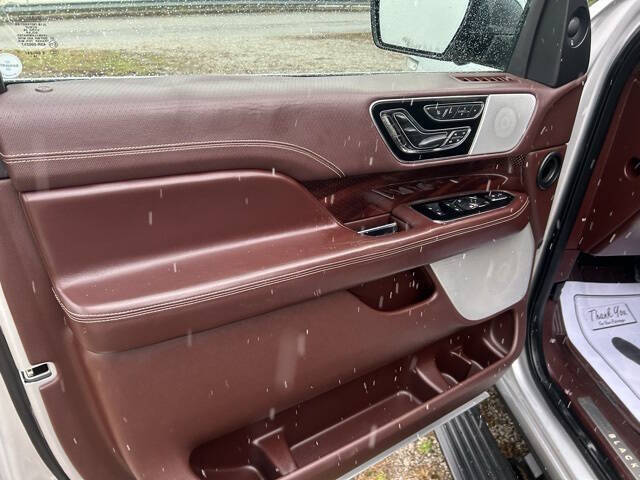 2019 Lincoln Navigator L Black Label