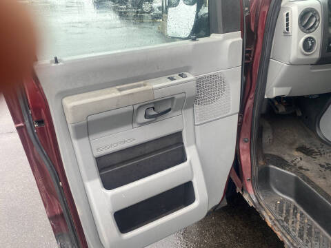 2011 Ford E-Series E-350 SD