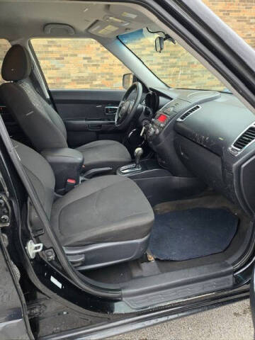 2010 Kia Soul +