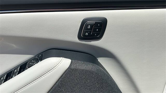 2022 Ford Mustang Mach-E Premium