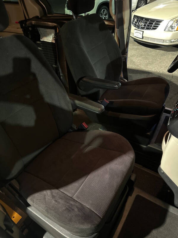 2011 Dodge Grand Caravan Express