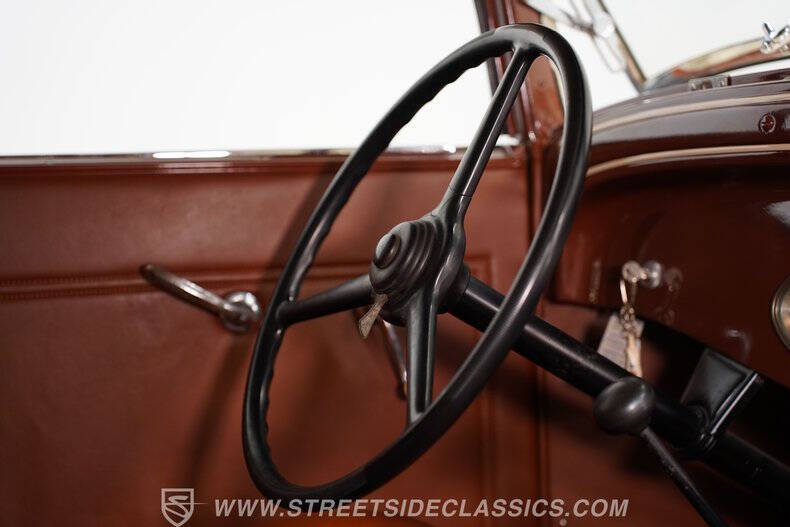 1932 Chrysler Cirrus