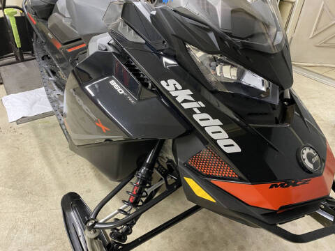 2017 Ski-Doo MXZ X 850 E-Tec