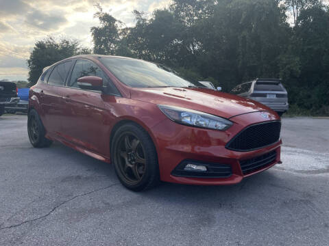 2018 Ford Focus ST
