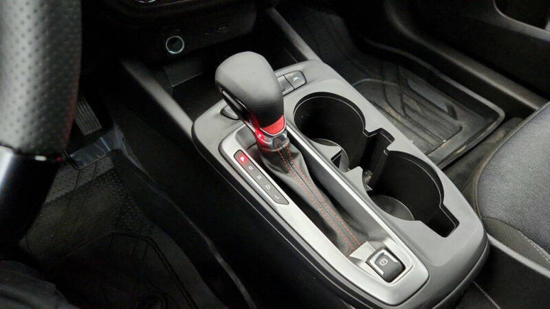 2025 Chevrolet Trax RS